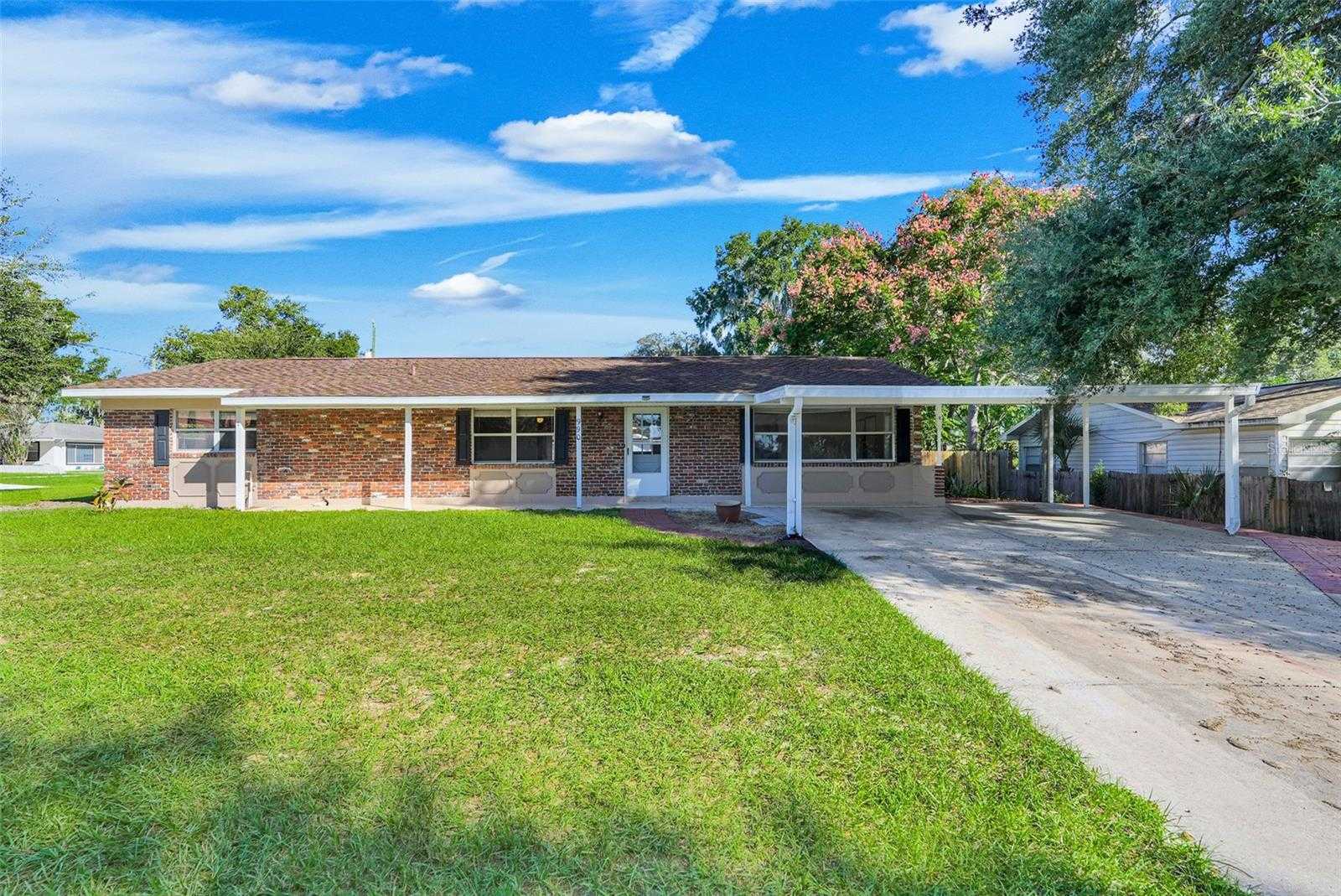 990 LINDEN STREET Clermont Florida United States, for Sale, residential, Zaira Mejia, Spaces & Styles Group