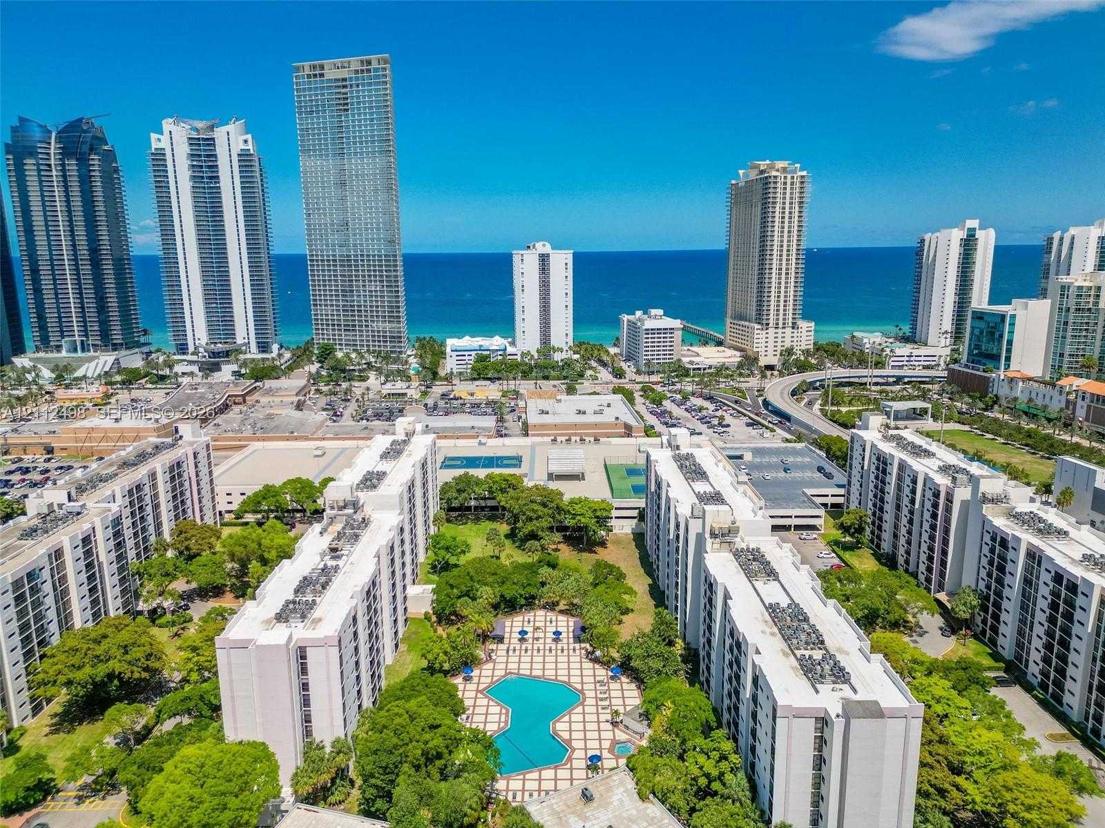 17011 N Bay Rd  APT 417 Sunny Isles Beach Florida United States, for Rent, residential,  , Phoenix Realtors LLC