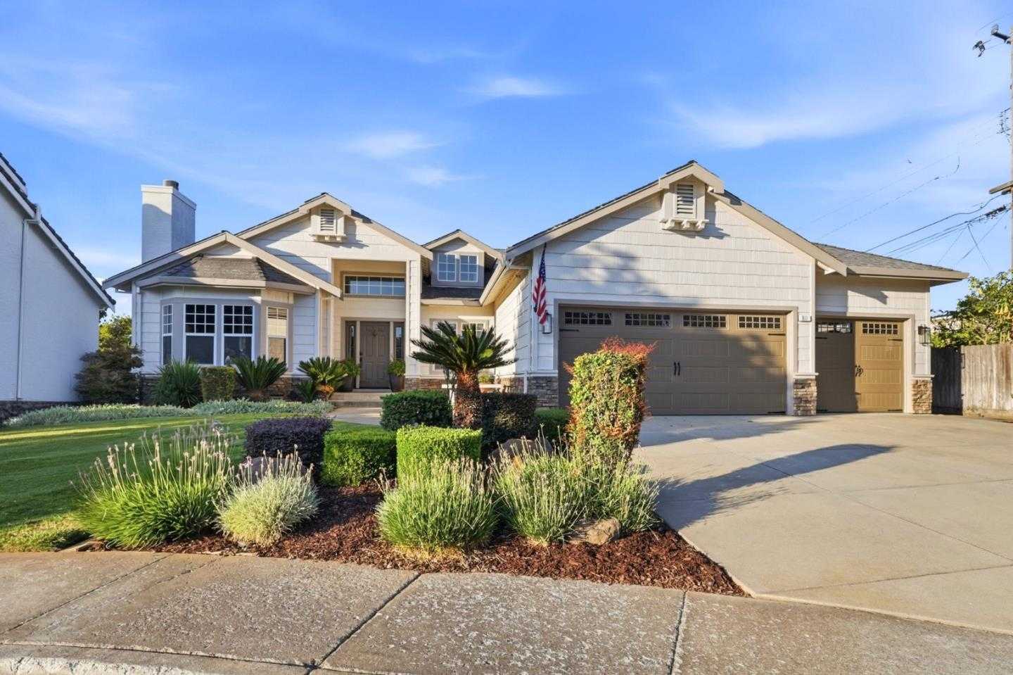 811 Greystone CT Gilroy California United States, for Sale, residential,  , Realty World - People to People
