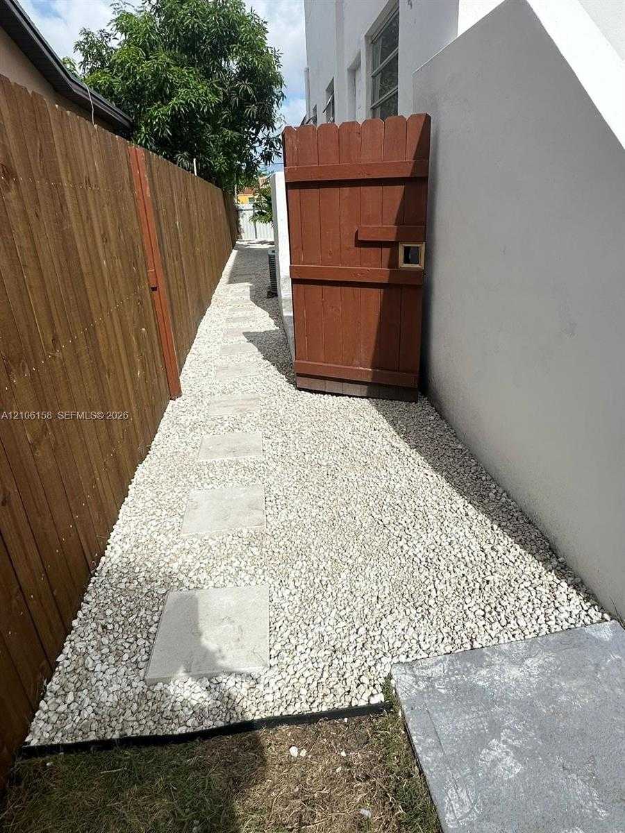 131 NW 32nd Ct  APT B Miami Florida United States, for Rent, residential, Sandra Benkahla, The 305 Agency