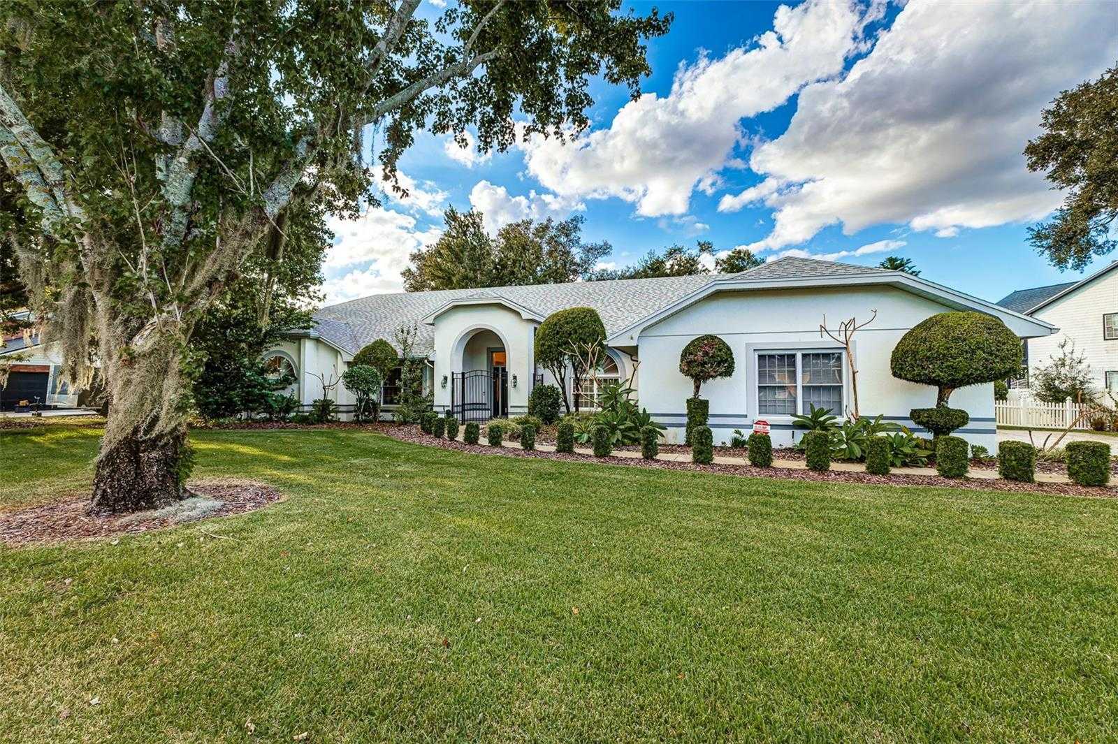 725 HERITAGE DRIVE Winter Haven Florida United States, for Sale, residential,  , Crosby and Associates Inc