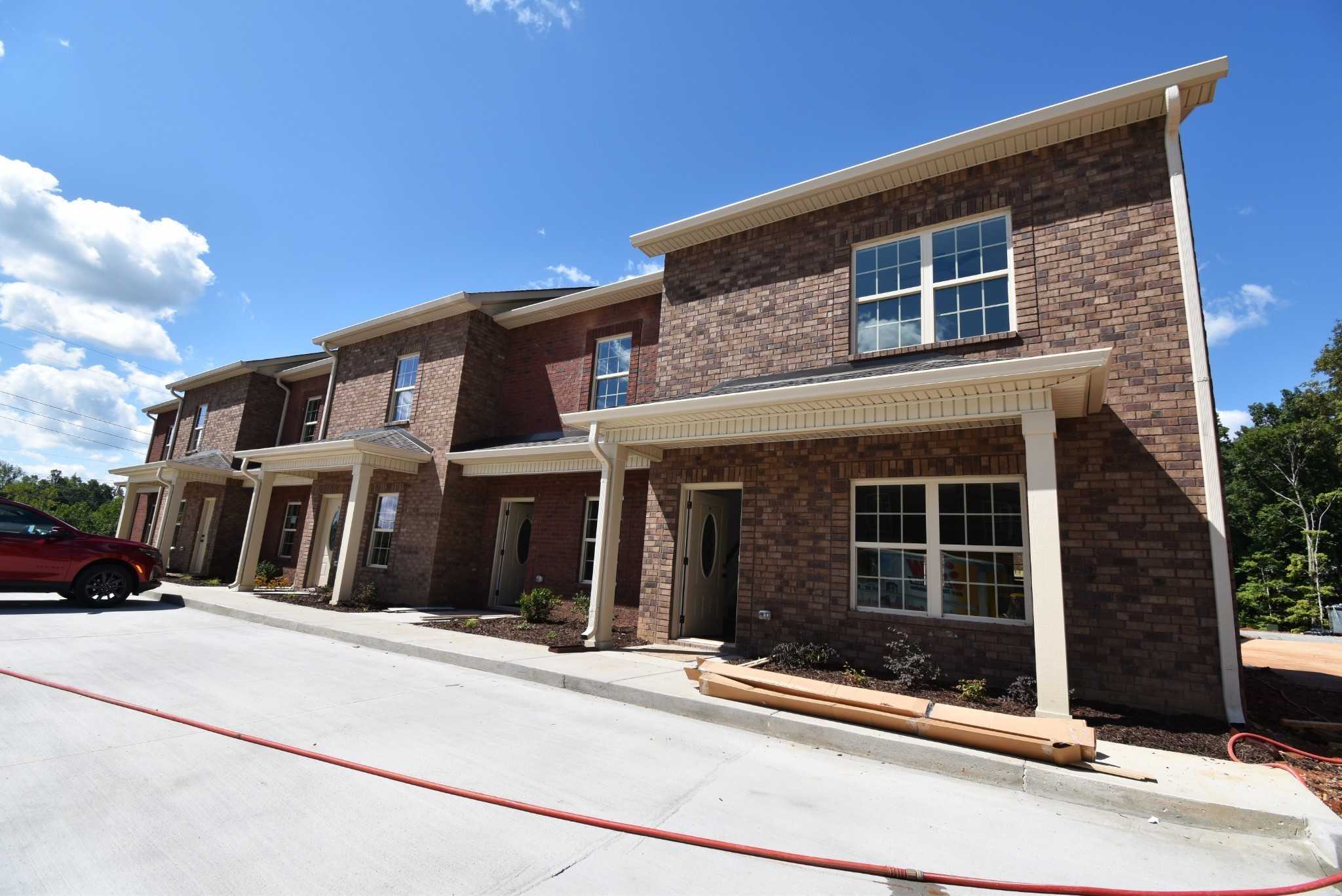 550 Peachers Mill Rd  APT F2 Clarksville Tennessee United States, for Rent, residential, Rebekah  Sprabary, Sweet Home Realty & Property Management