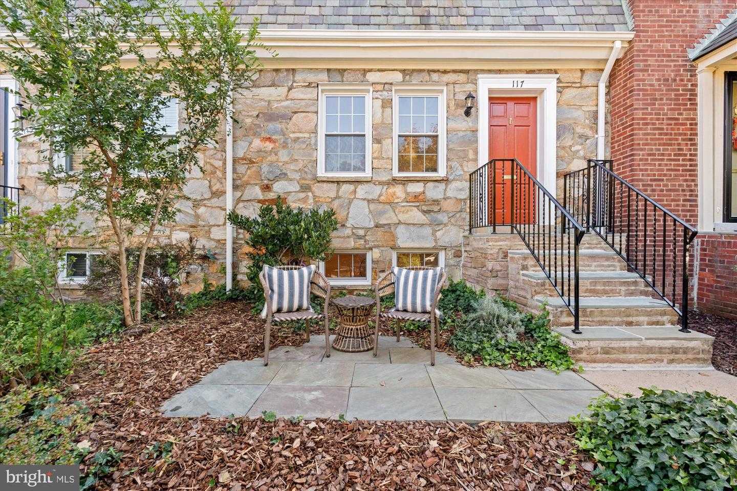 117 COMMONWEALTH AVENUE Alexandria Virginia United States, for Sale, residential, Bruno Tarquinii, Fairfax Realty Premier
