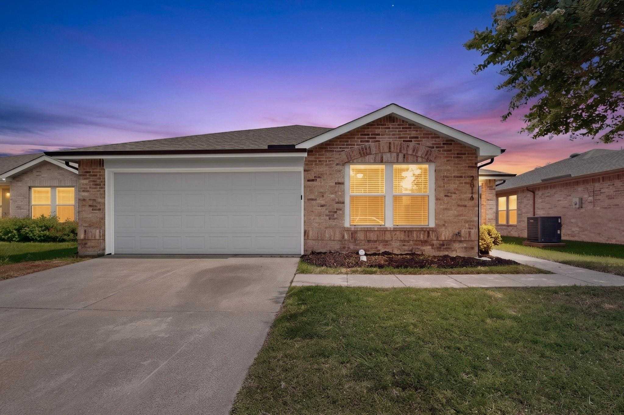 2616 Mountain View Drive Mckinney Texas United States, for Rent, residential, Adrian Castle, A. Castle Realty LLC
