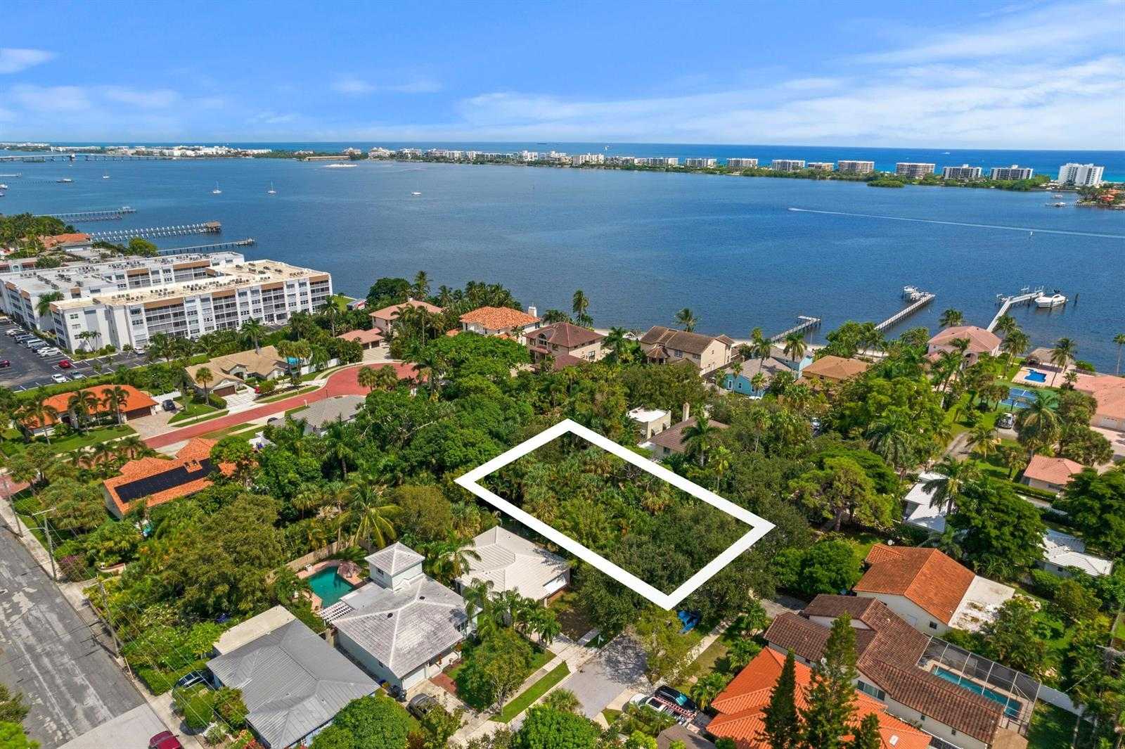 17th Avenue  Florida United States, for Sale, commercial, Jane Smith, InCom Demo Office