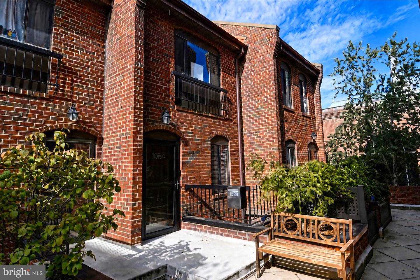 1064 PAPER MILL COURT APT 1064 Washington District Of Columbia United States, for Rent, residential, Edward Giles, Georgetown Realty Group