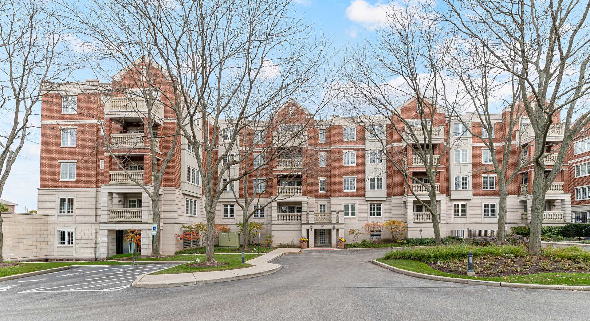 620 Homewood Avenue APT 407 Highland Park Illinois United States, for Sale, residential,  , InCom Real Estate - New Demo Office
