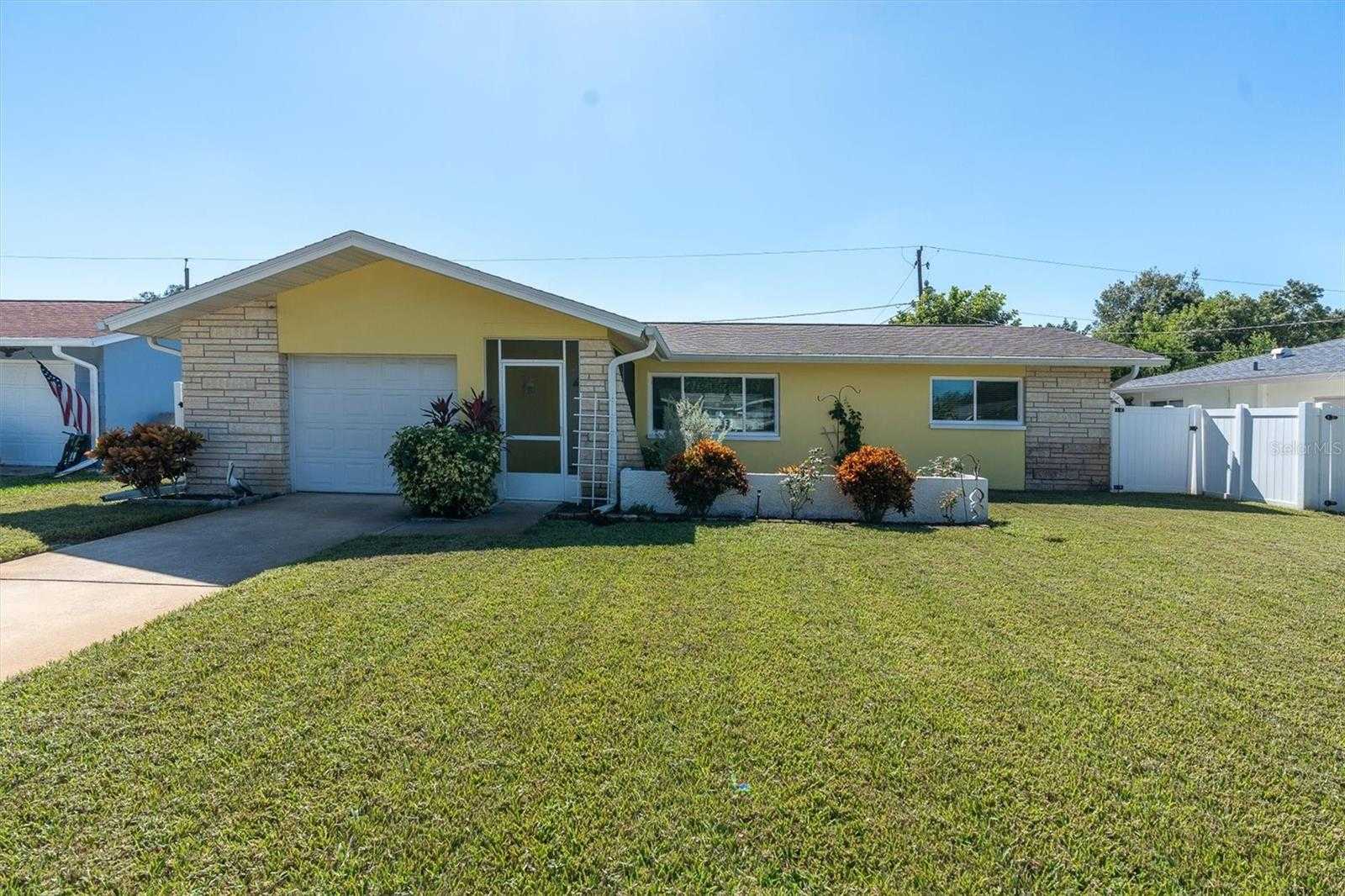 2013 FOREST DRIVE Clearwater Florida United States, for Sale, residential,  , The Mount Dora Group 
