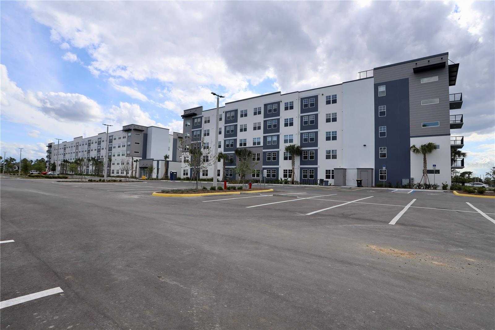 5579 MILLENIA PARK BLVD  APT 301 Orlando Florida United States, for Rent, residential, Joao Pereira, La Rosa Realty
