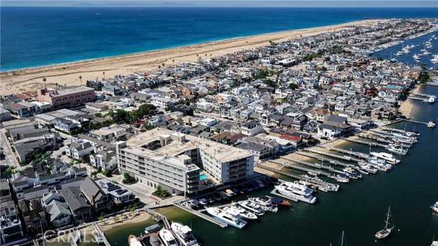 310 Fernando Street APT 208 Newport Beach California United States, for Sale, residential, Kimberly Vicknair, Stanfles Realty