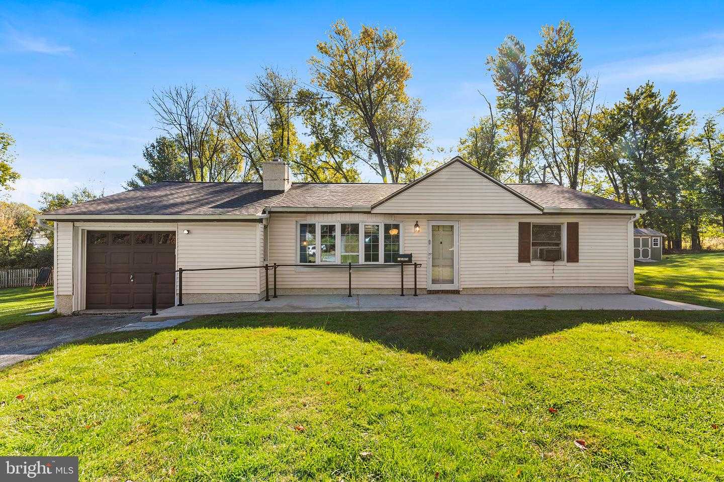 10 S GARDEN CIRCLE West Chester Pennsylvania United States, for Sale, residential,  , Swayne Real Estate Group