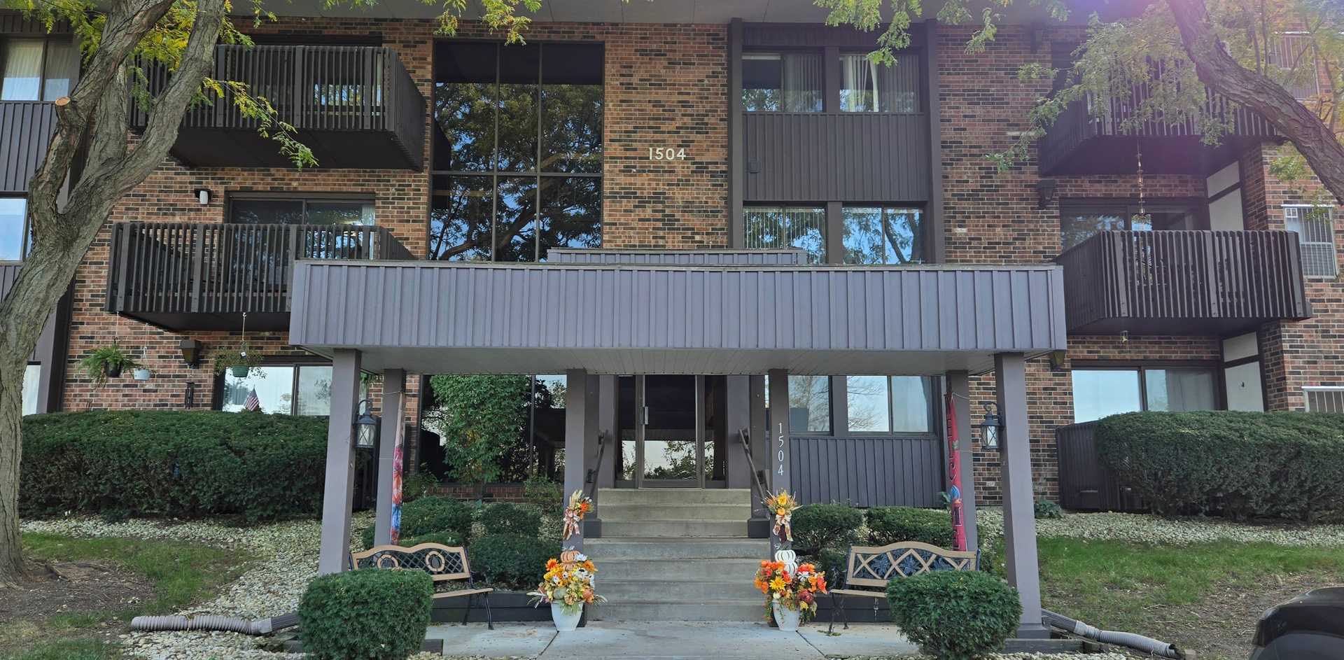 1504 Woodbridge Road APT 2B Joliet Illinois United States, for Sale, residential,  , Alpha 7 Realty