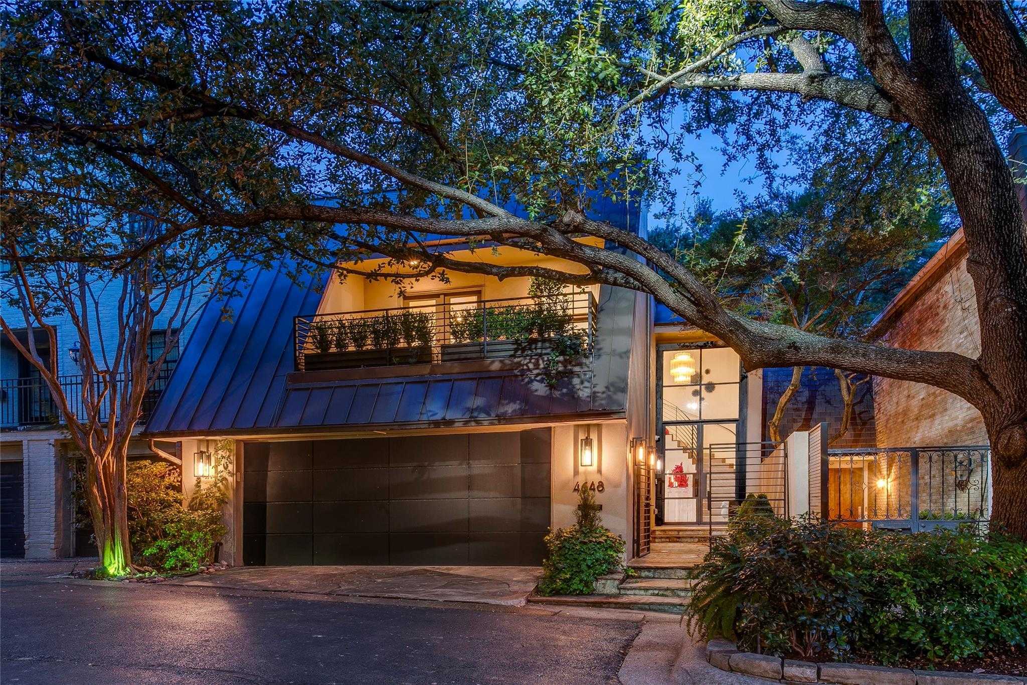 4648 Christopher Place Dallas Texas United States, for Sale, residential, Joyce Kelly, Hummingbird Realty