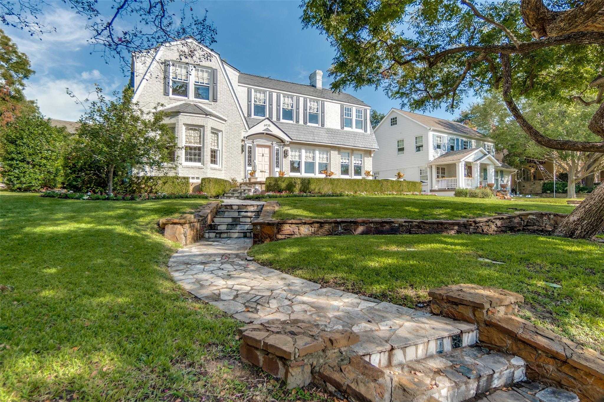 6935 Lakeshore Drive Dallas Texas United States, for Sale, residential, Joyce Kelly, Hummingbird Realty