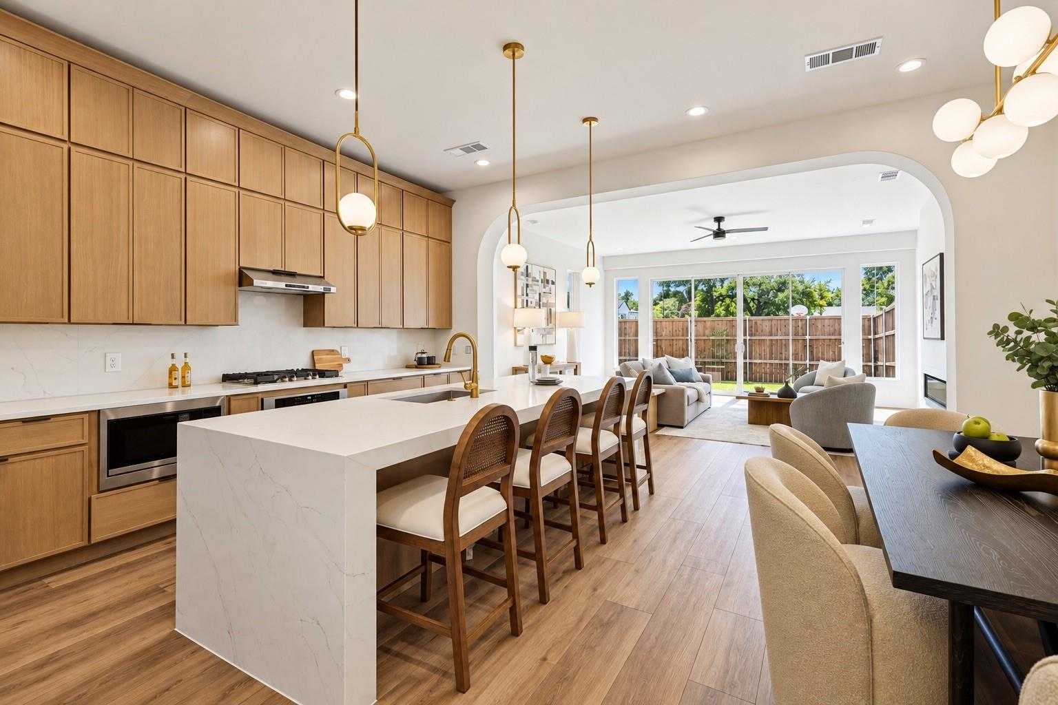 905 Bayonne Street Dallas Texas United States, for Sale, residential, Joyce Kelly, Hummingbird Realty