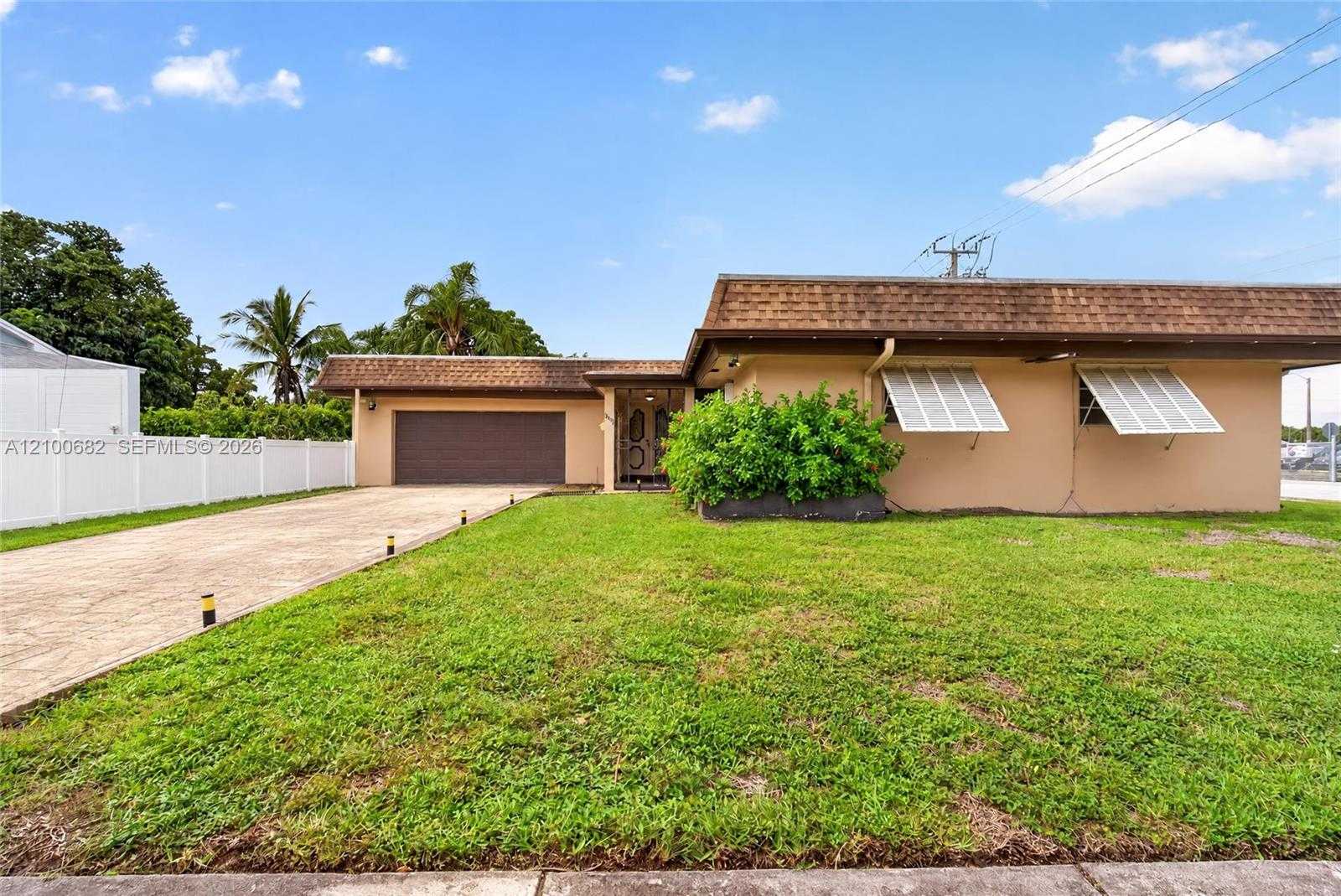 8402 SW 102nd Ct Miami Florida United States, for Sale, residential,  , Incom Office Demo