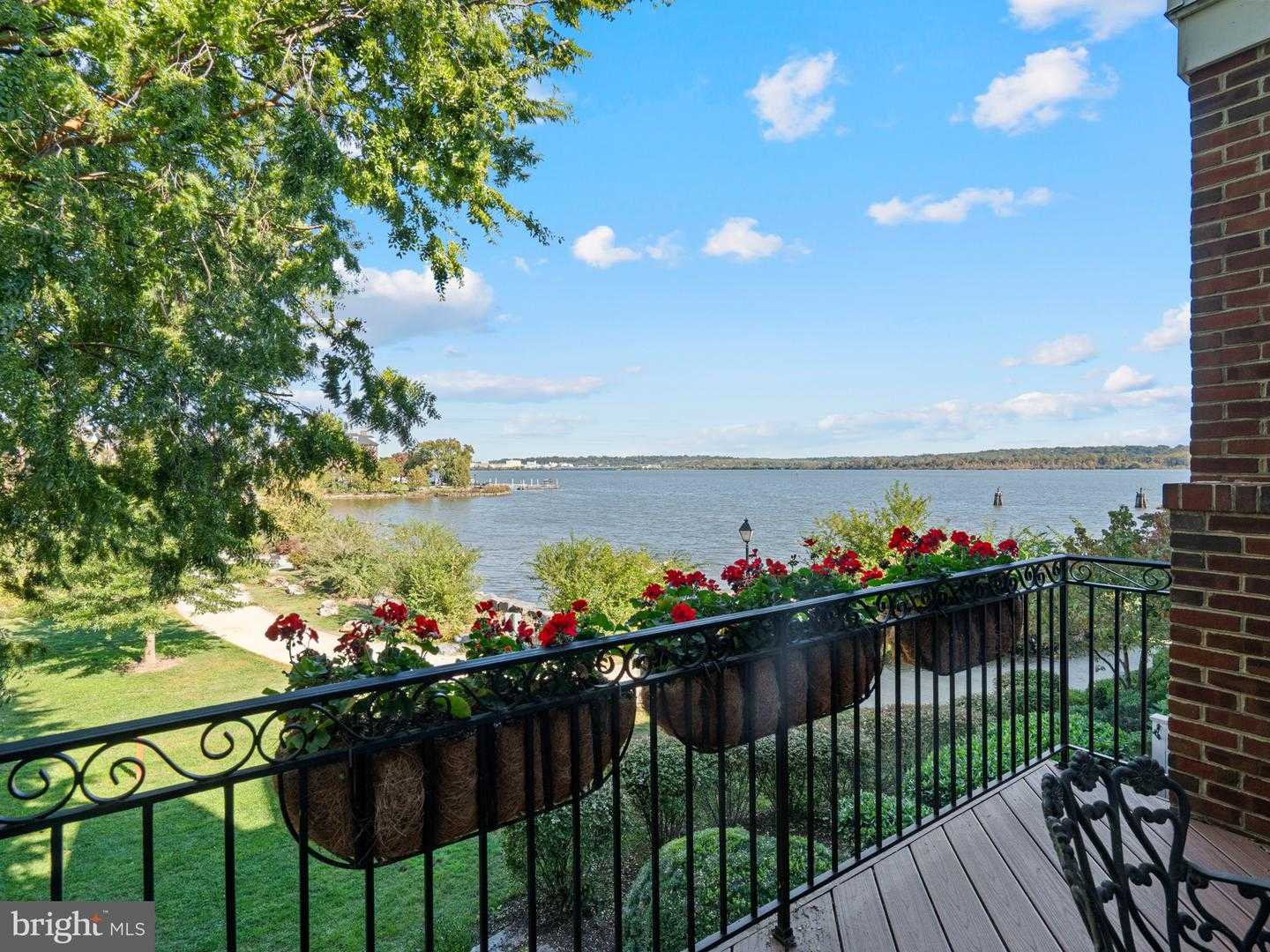 17 KEITHS LANE Alexandria Virginia United States, for Sale, residential,  , The Holly Group