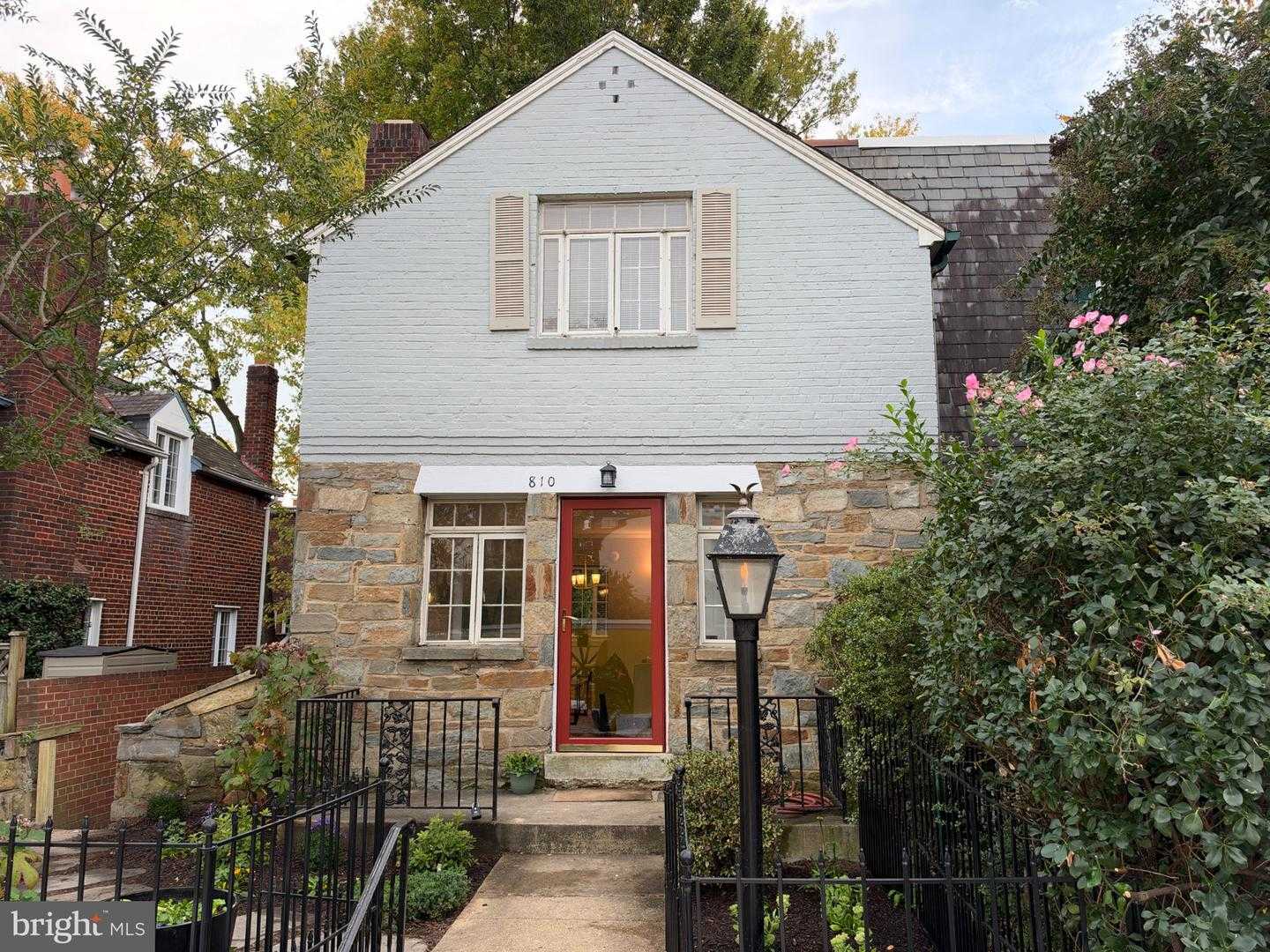 810 DEVON PLACE Alexandria Virginia United States, for Sale, residential,  , The Holly Group