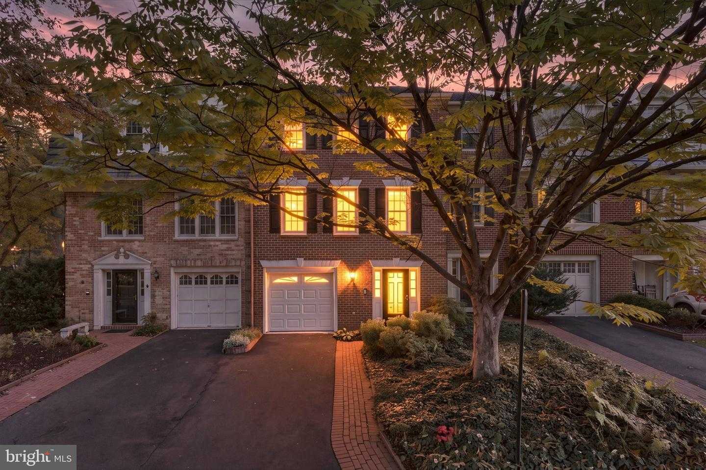 5106 HERITAGE LANE Alexandria Virginia United States, for Sale, residential,  , The Holly Group