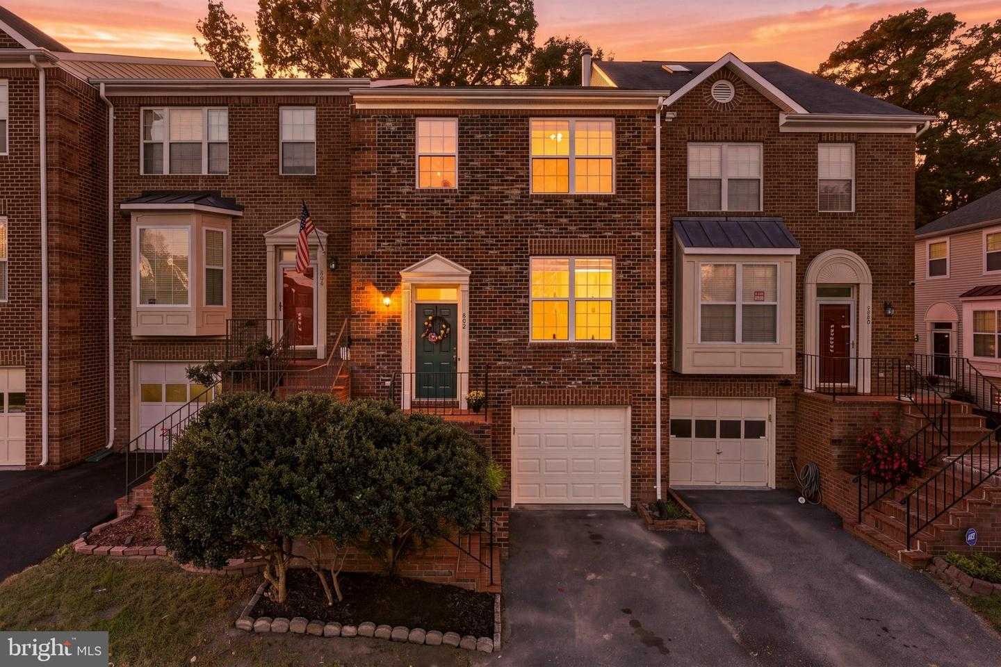 802 STAFFORD GLEN COURT Stafford Virginia United States, for Sale, residential,  , The Holly Group