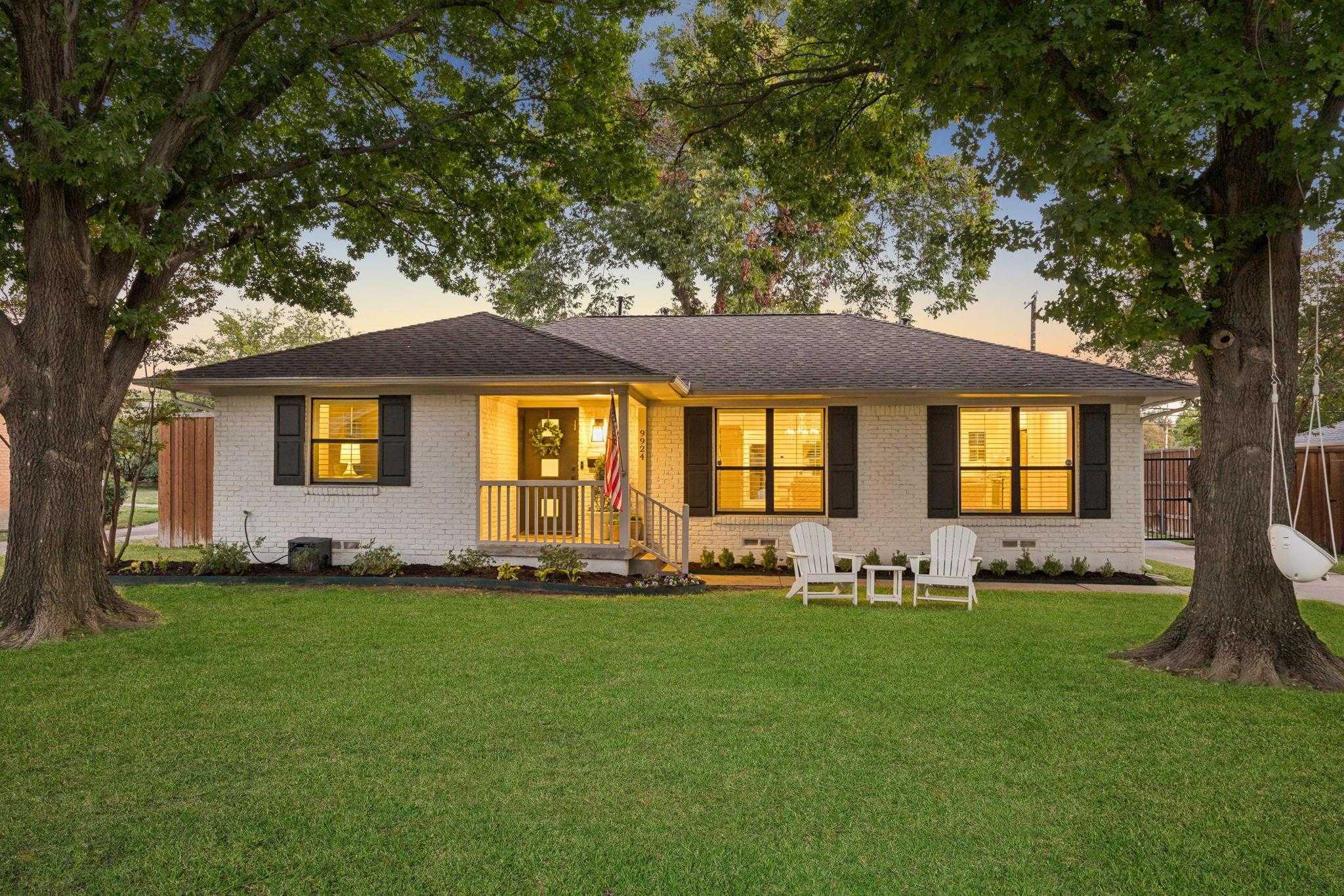 9924 Parkford Drive Dallas Texas United States, for Sale, residential, Joyce Kelly, Hummingbird Realty