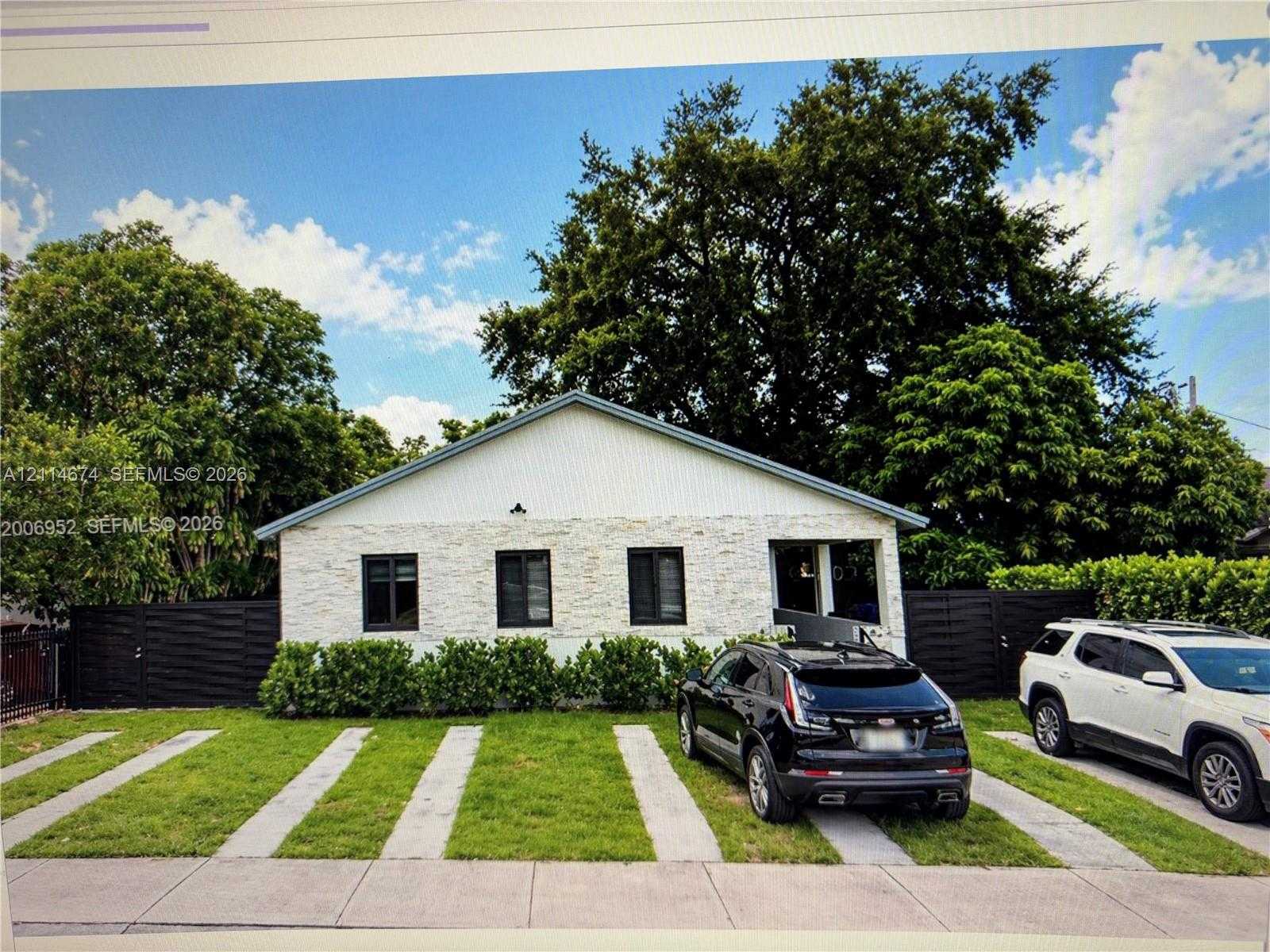 423 NW 32nd Pl Miami Florida United States, for Rent, residential, Sandra Benkahla, The 305 Agency