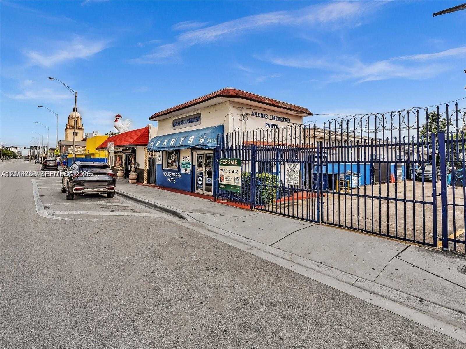 2112 NW 36th St Miami Florida United States, for Sale, commercial, Henry Smith, Incom Sample Office