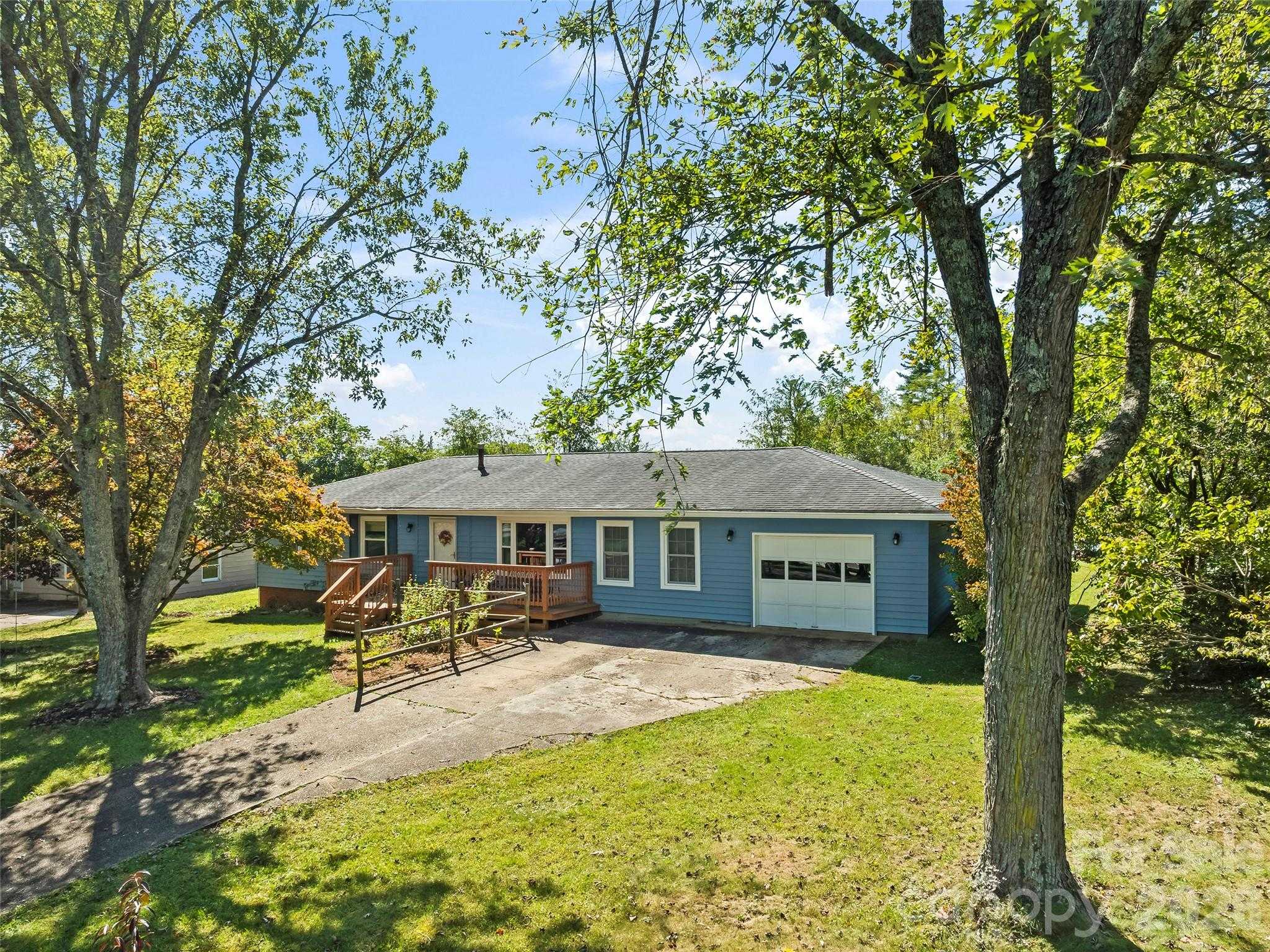 31 Southwicke Drive Arden North Carolina United States, for Sale, residential, Toby Davis, RE/MAX RESULTS REALTY