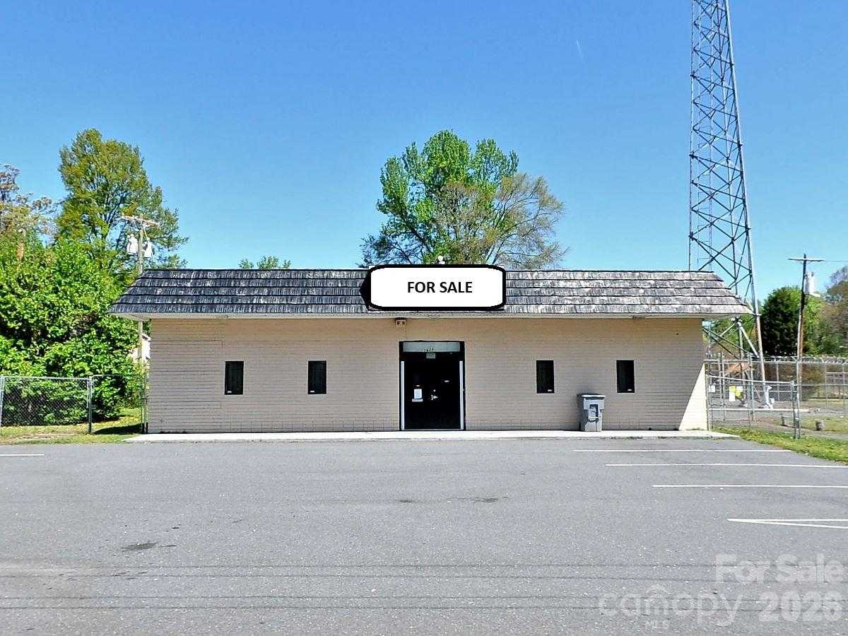 2624 West Boulevard Charlotte North Carolina United States, for Sale, commercial,  , Eesha Realty LLC