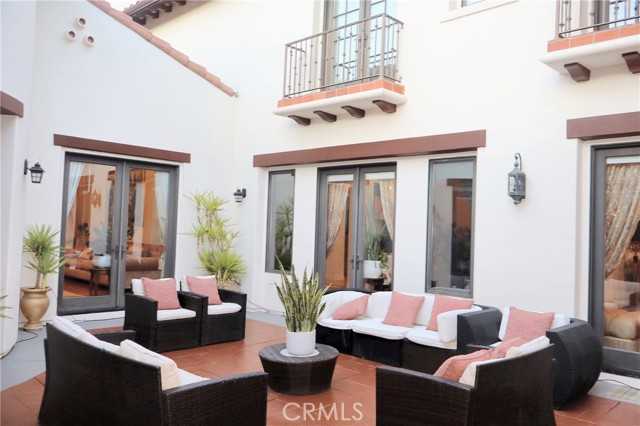 4030 Prado De La Mariposa #2  APT 2 Calabasas California United States, for Rent, residential, Scott & Sherry Walter, Beverly & Co.