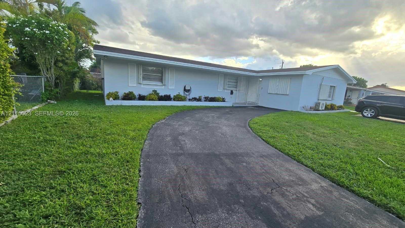 12870 SW 21st St Miami Florida United States, for Sale, residential,  , INCOM OFFICE EXAMPLE