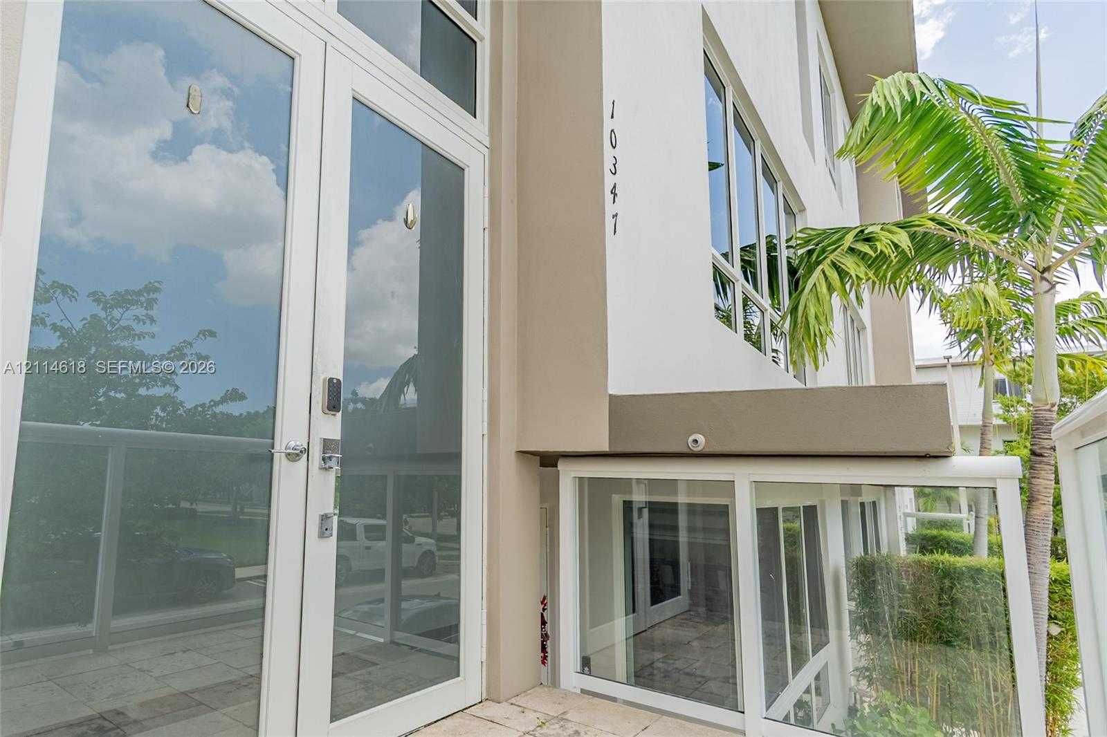 Street information unavailable  APT 1 Doral Florida United States, for Rent, residential, Roberto Villasmil, Interinvestments Realty, Inc.