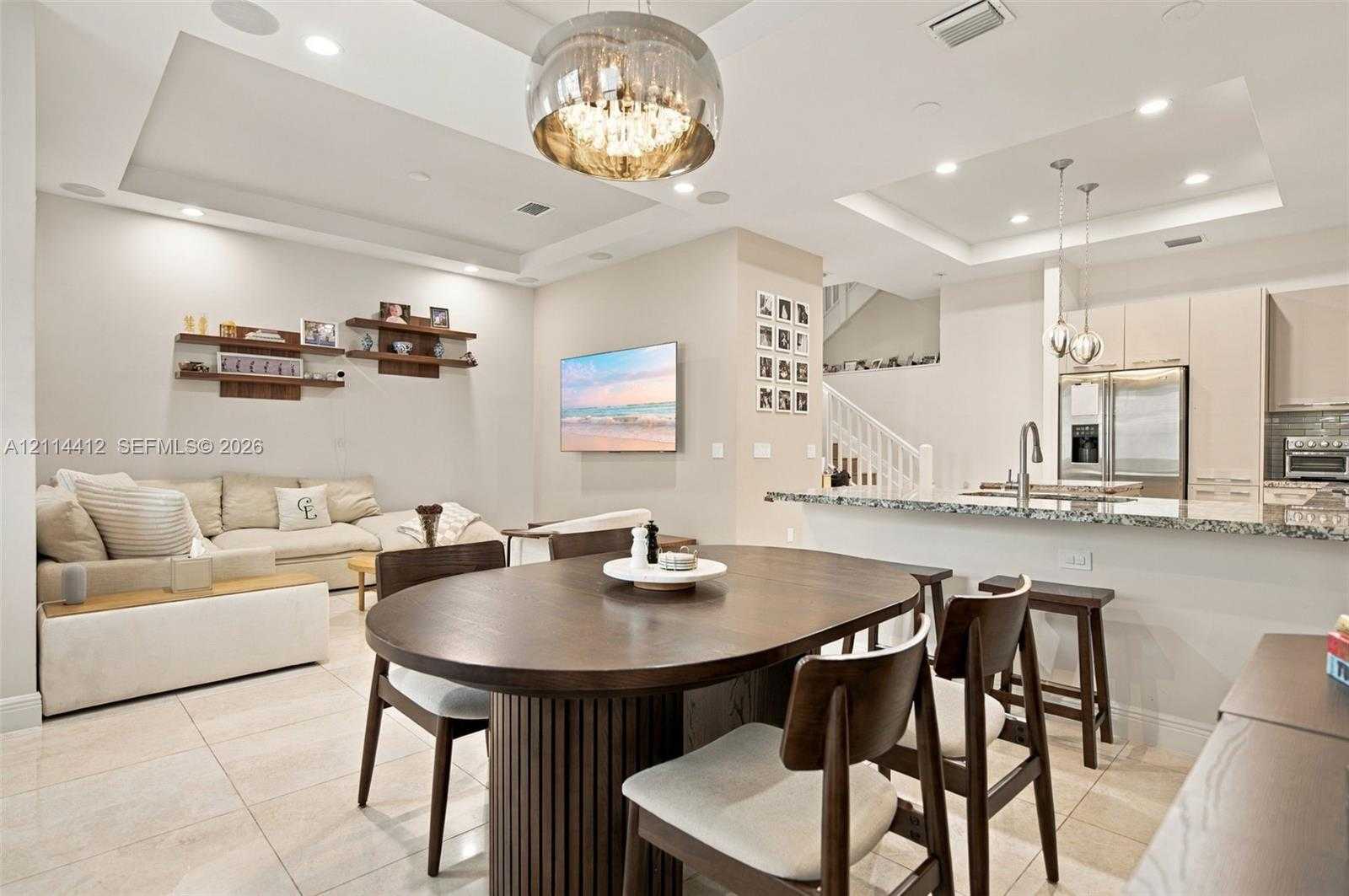 8485 NW 51st Ter Doral Florida United States, for Rent, residential, Roberto Villasmil, Interinvestments Realty, Inc.