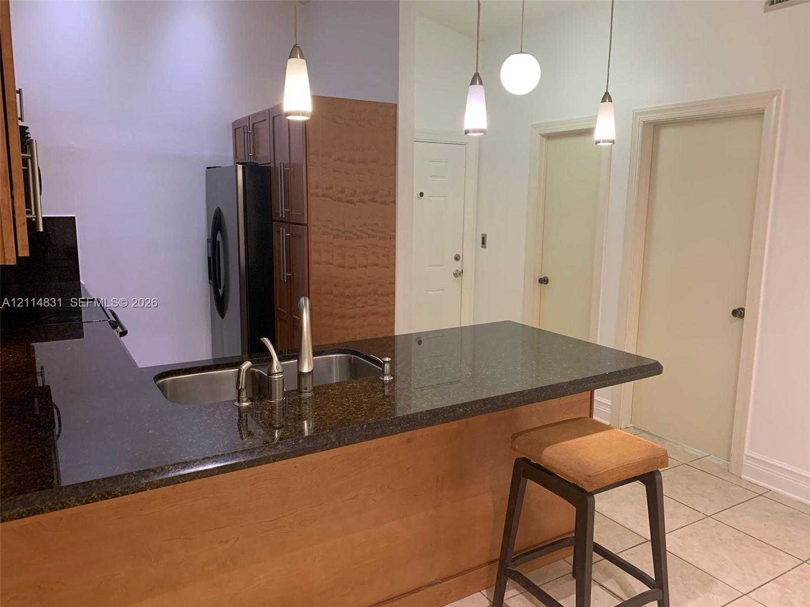 4910 NW 102nd Ave  APT 201-8 Doral Florida United States, for Rent, residential, Roberto Villasmil, Interinvestments Realty, Inc.