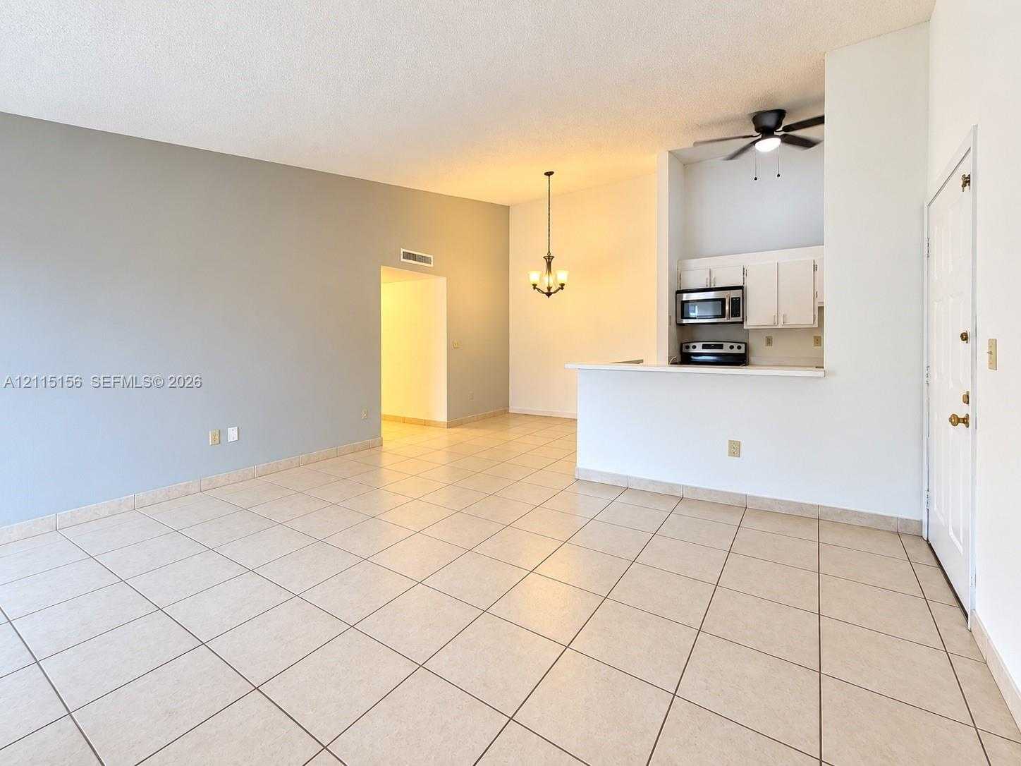 4800 NW 102nd Ave  APT 201-10 Doral Florida United States, for Rent, residential, Roberto Villasmil, Interinvestments Realty, Inc.