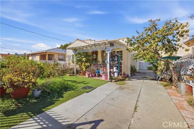 1025 W 109th Pl Los Angeles California United States, for Sale, residential,  , InCom Real Estate - New Office