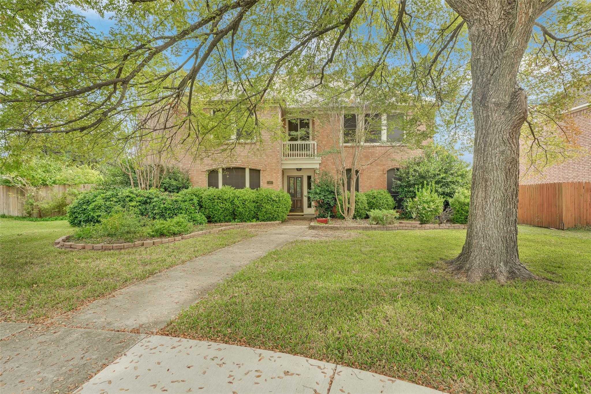 2107 Woodbury Place Richardson Texas United States, for Sale, residential, Joyce Kelly, Hummingbird Realty