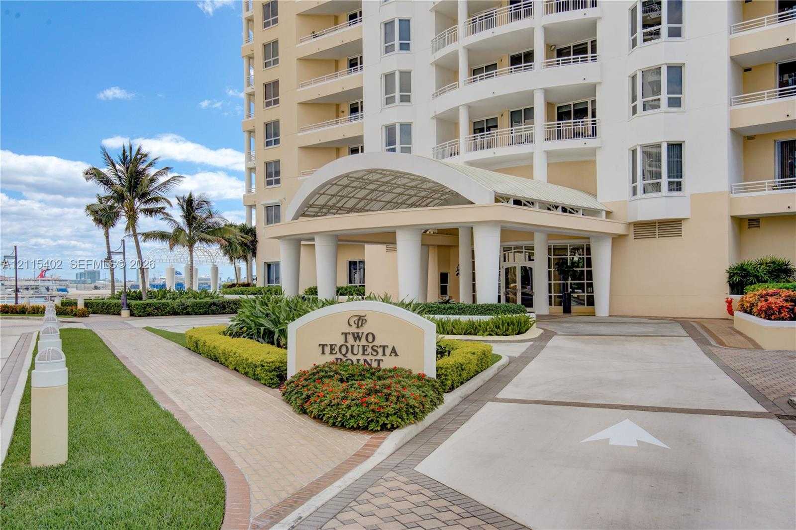 808 Brickell Key Dr  APT 1708 Miami Florida United States, for Rent, residential, Sandra Benkahla, The 305 Agency